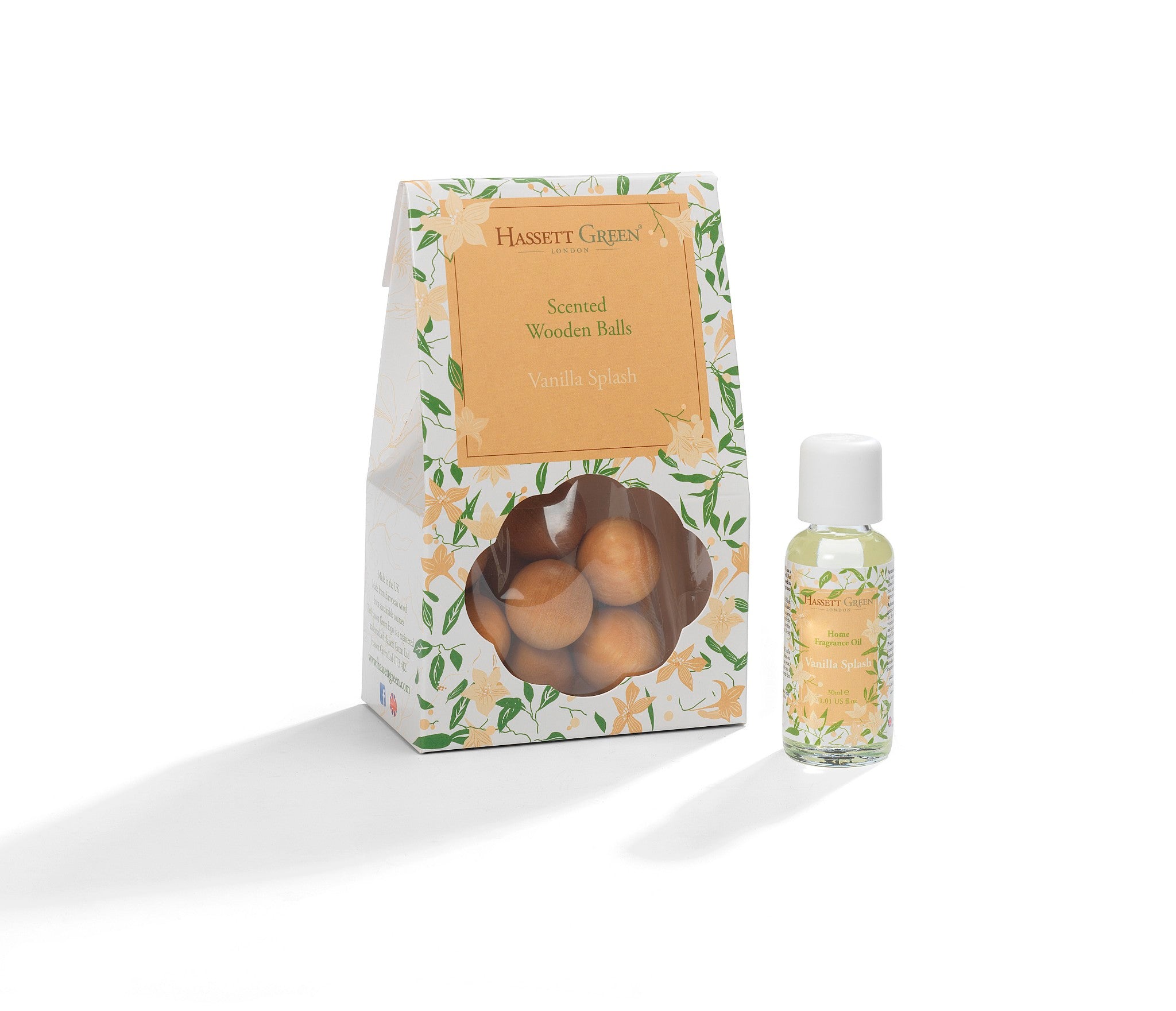 Vanilla Splash - Scented Wooden Balls 12 Pack plus 30ml Bottle of Fragrance Oil