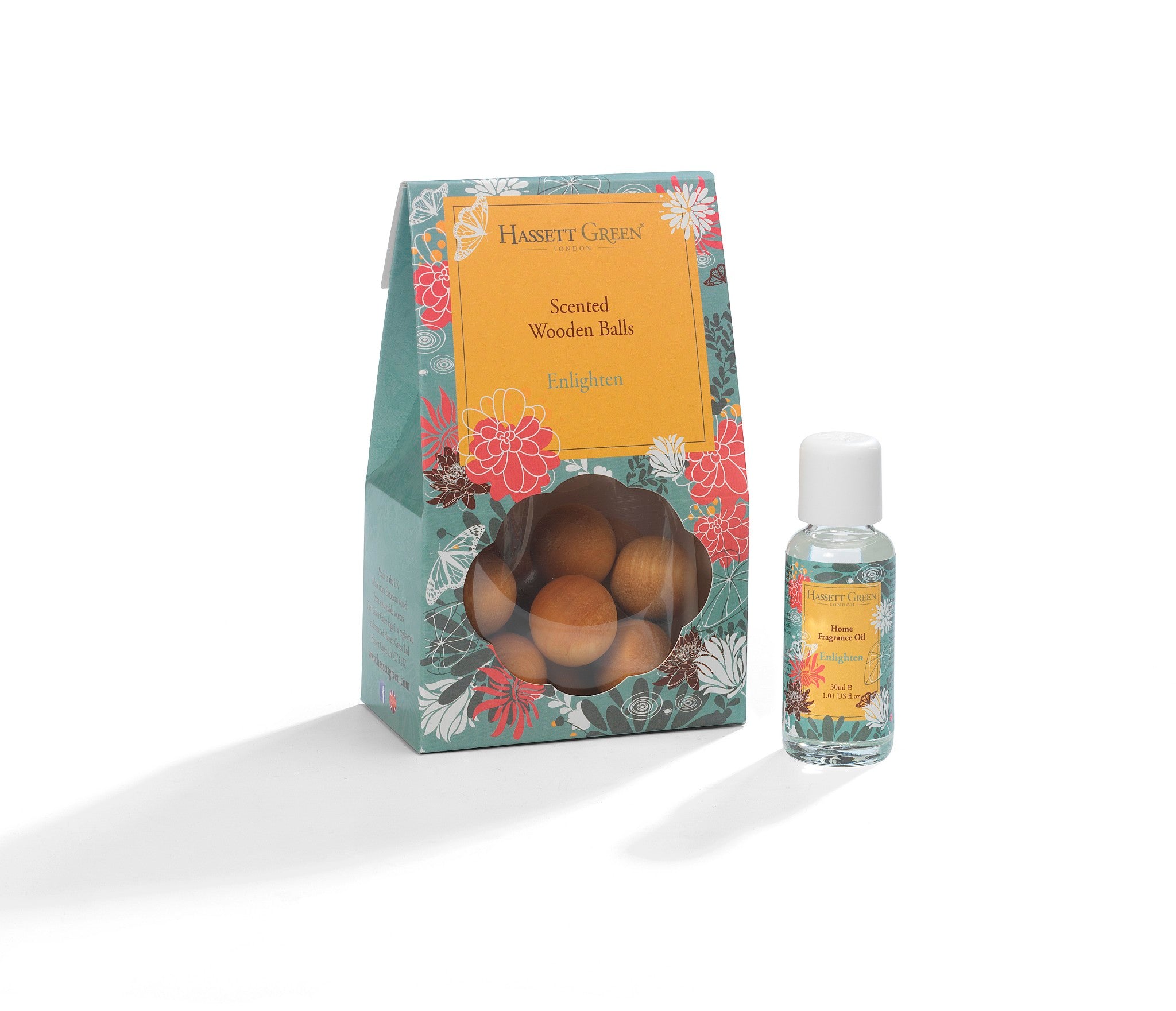 Enlighten - Scented Wooden Balls 12 Pack plus 30ml Bottle of Home Fragrance Oil