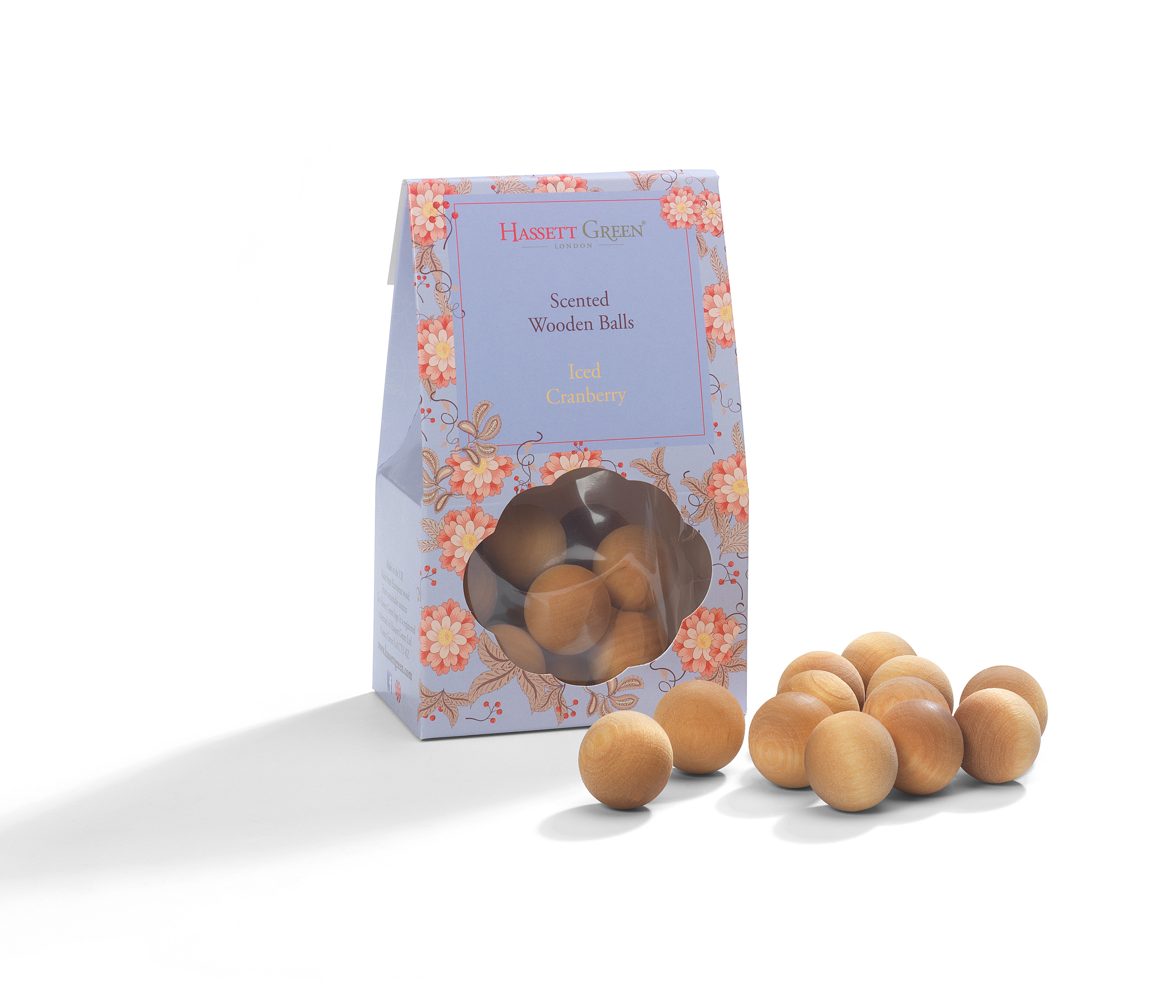 Iced Cranberry - Scented Wooden Balls Pack of 12